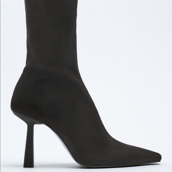 Zara Shoes - ZARA STILETTO BOOTIES